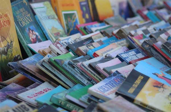 Realizan Feria Nacional del Libro y el Documento en Yoro