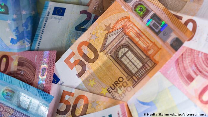 El euro se cambia a $1.0857 a la espera de la inflación de EEUU