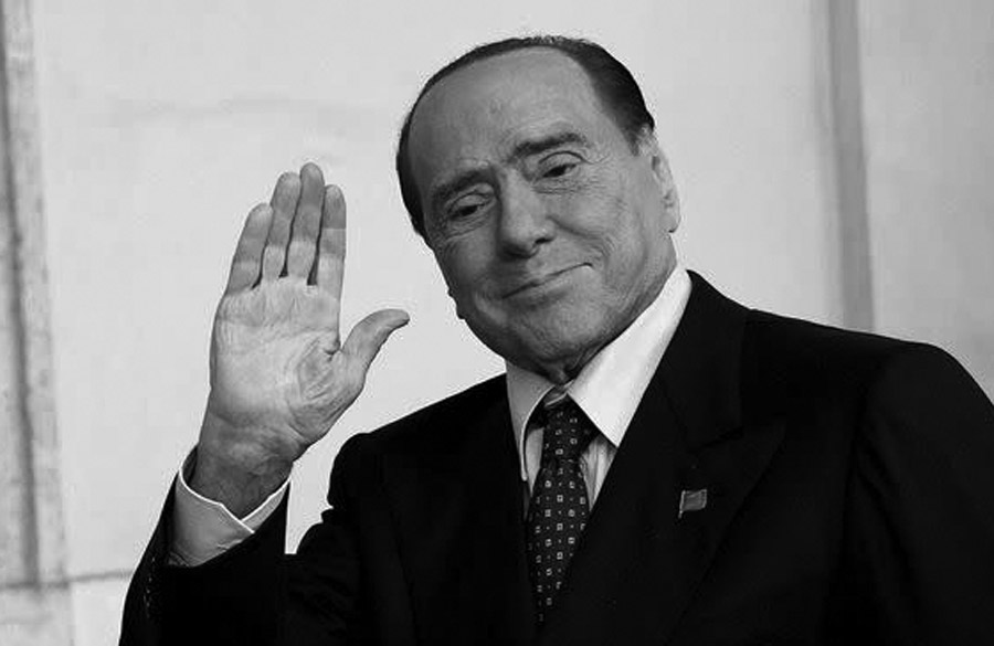 Silvio Berlusconi tendrá un sello conmemorativo por el aniversario de su muerte