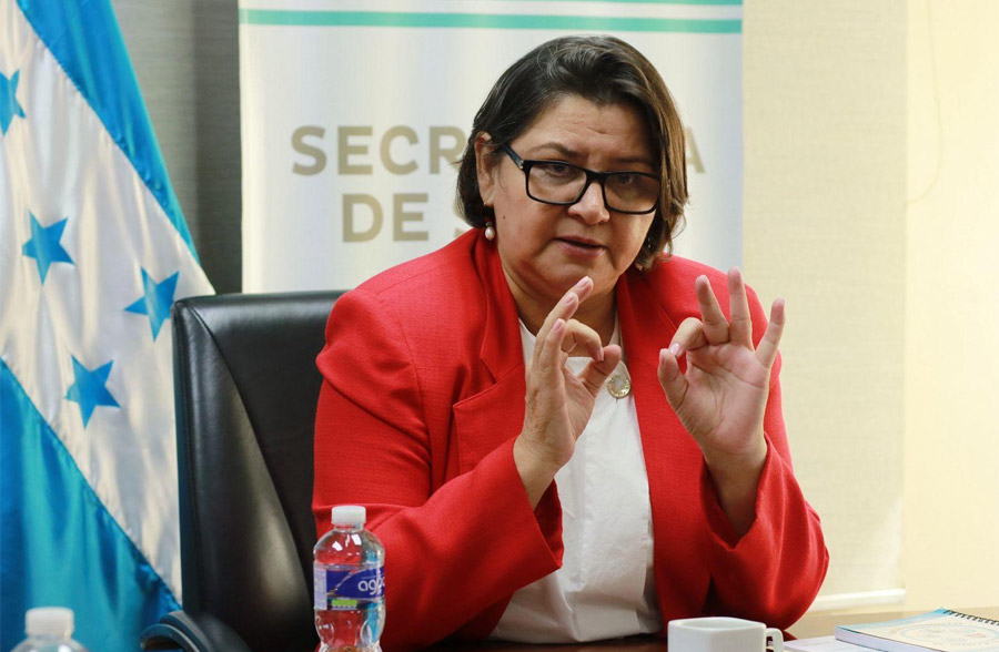 Progresivamente Salud asumirá atención de pacientes renales, anuncia ministra Paredes  