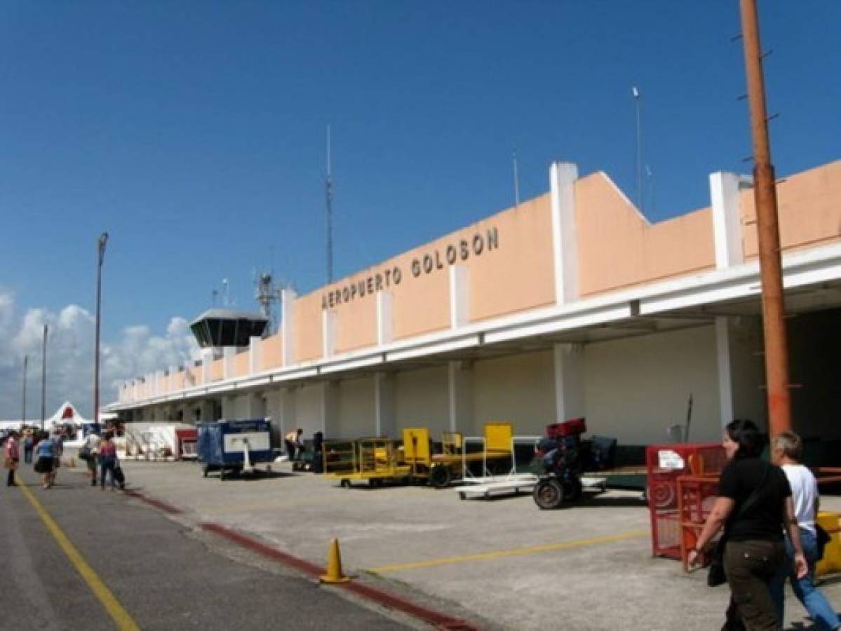 Cerrado el Aeropuerto Golosón en La Ceiba, por protesta de empleados