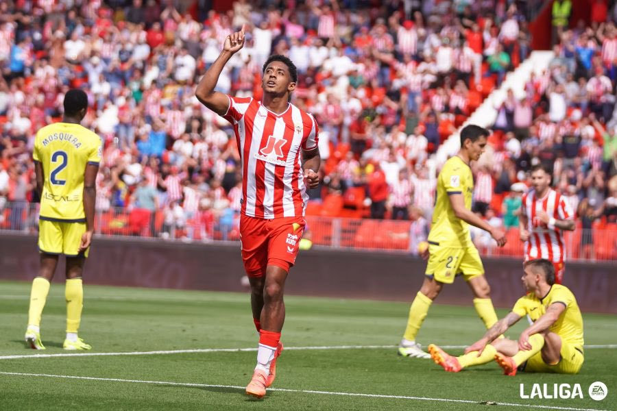 1-2. ‘Choco’ Lozano grita gol con Almería, pero no evita derrota ante Villarreal