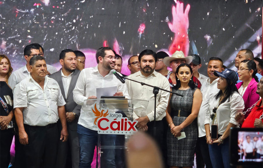 Wilfredo Méndez se une a precandidatura de Cálix, que advierte “tenemos fuerza para enfrentar lo que se venga”
