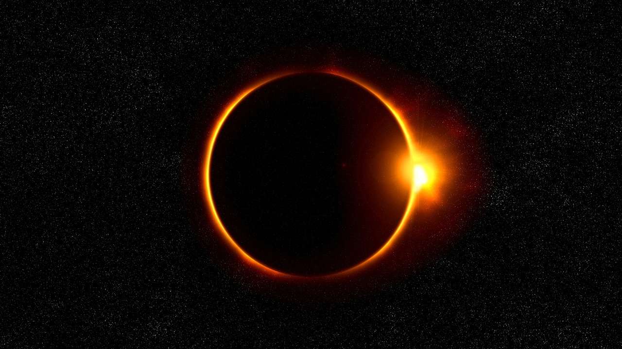 Expertos piden precaución con radiación solar por el eclipse parcial solar
