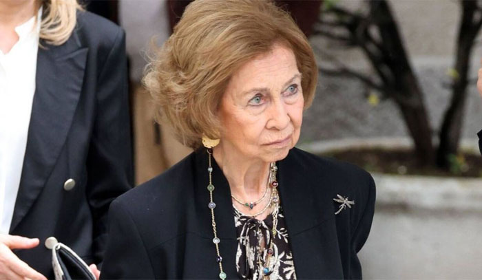 La reina Sofía de España sigue ingresada por tercer día consecutivo